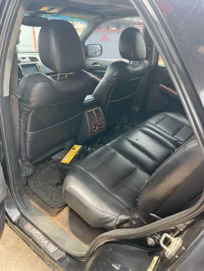 A picture of Acura MDX