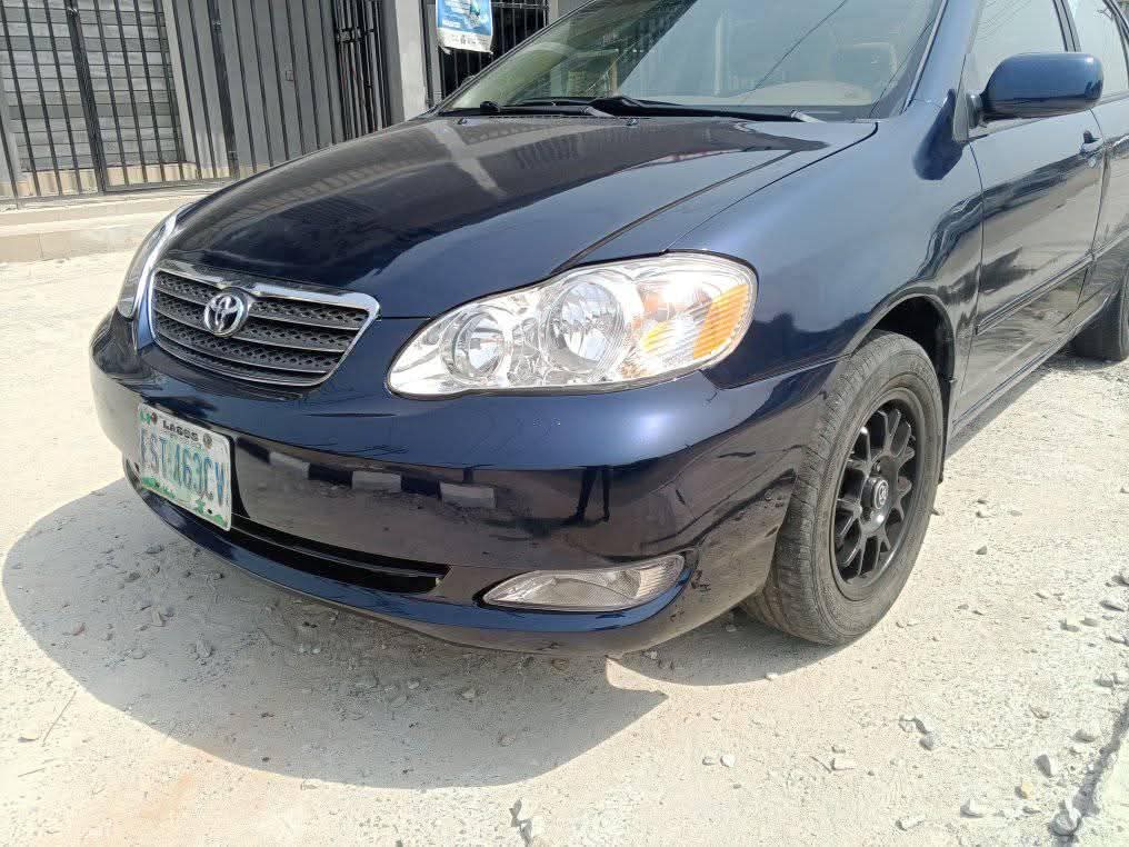 A picture of Toyota Corolla 06