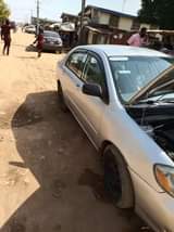 A picture of 2004 corolla