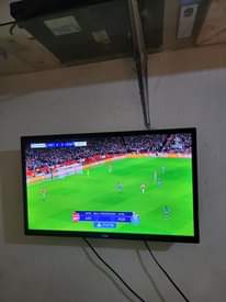 A picture of 24 inches free to air tv