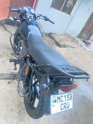 A picture of Boxer BM 125