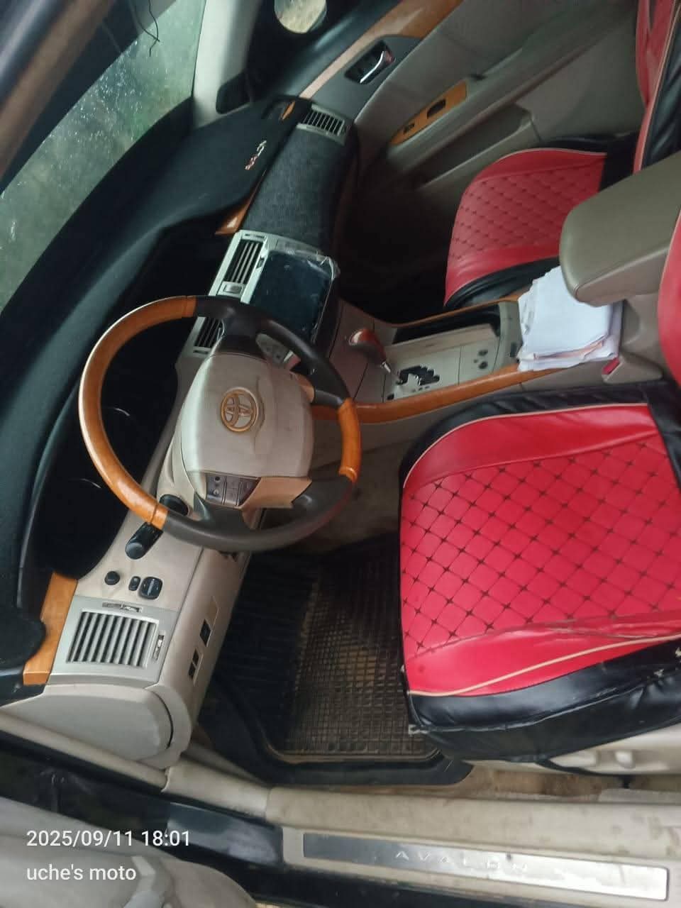 A picture of 2008 Toyota Avalon 2008