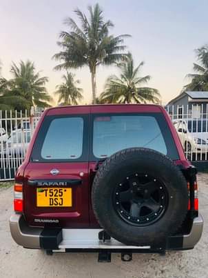 A picture of NISSAN SAFARI BEI 48M 0757455444