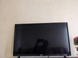 A picture of Spj 32 Inches digital flat tv on sale