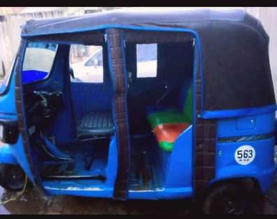 A picture of Bajaji TVS King