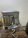 A picture of 7 5liters Cake Mixer In Good Condition Working Very Well