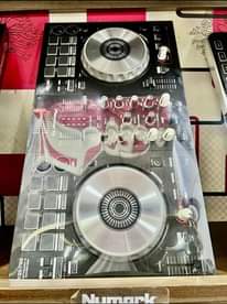 A picture of Dj equipment