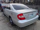 A picture of 04 Camry clean as seen ac gear and engine perfect