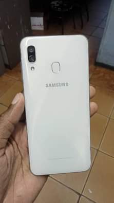 samsung a30