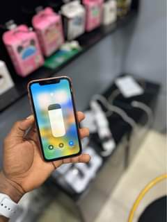 A picture of IPHOHE XR