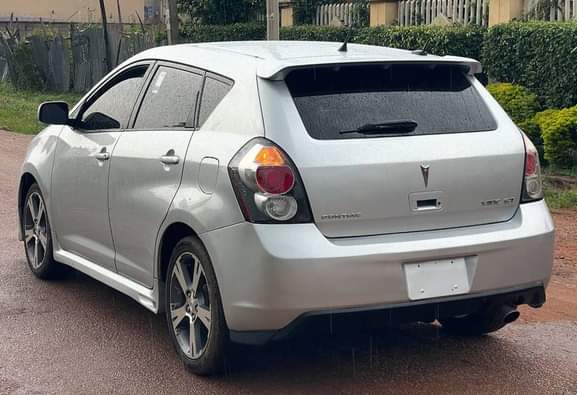 A picture of PONTIAC VIBE GT 2009 model price 3 700 000 price