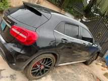 A picture of Distress benz GLA250