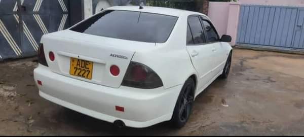 used toyota altezza
