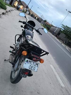A picture of PIKIPIKI BM CC 125 GIA 5 INAUZWA