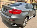 A picture of BMW X6 2011