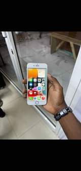 A picture of Iphone 6s Gb16 Bh80 120 000