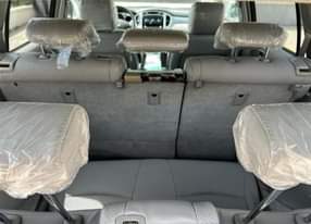 A picture of 2006 model TOYOTA HIGHLANDER Extremely Clean Silver interior and silver