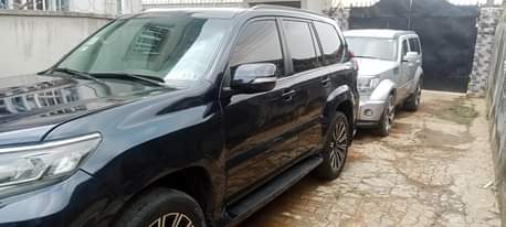 A picture of 2006 GX470 upgraded to 2019 Toyota Prado