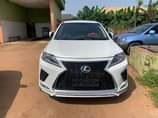 A picture of Lexus 350