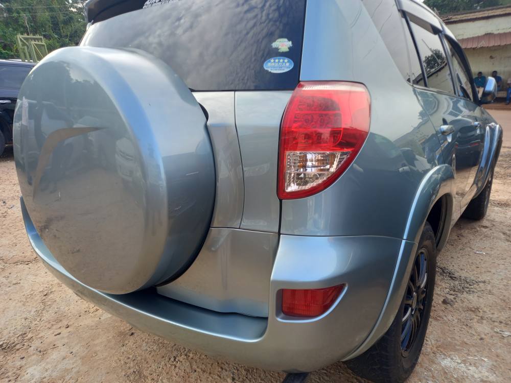 A picture of Toyota Rav4