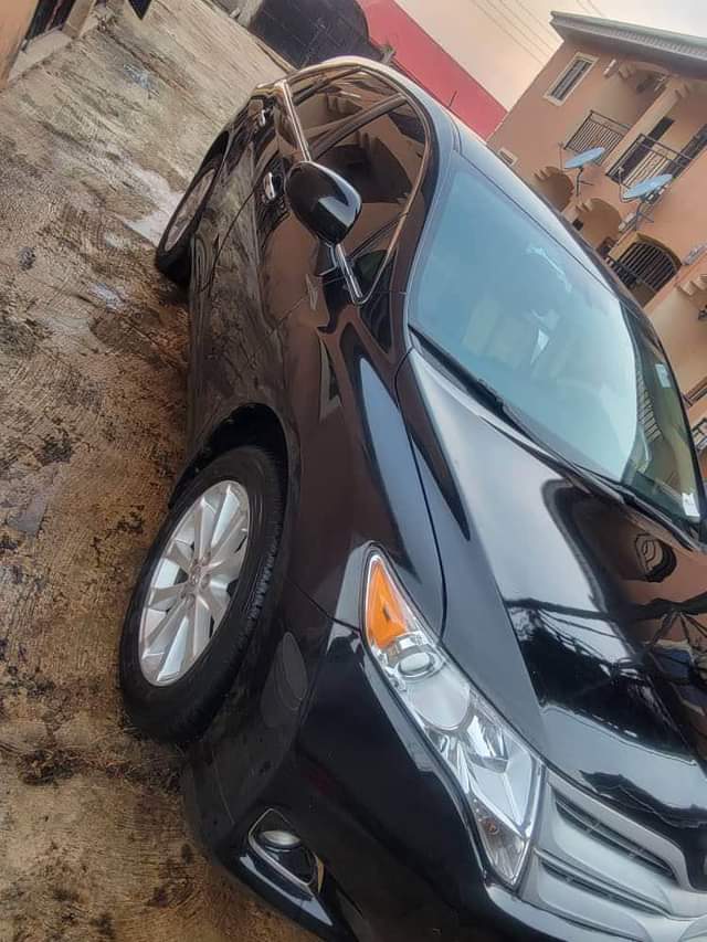 A picture of Toyota Venza 2013 5months used