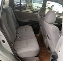 A picture of Toyota Highlander 06 Sound Engine Gear Ac chilling Port Harcourt