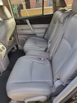 A picture of Toyota Highlander 2008 model