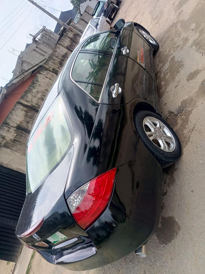 A picture of 2007 honda accord manual