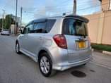 A picture of Toyota ractis