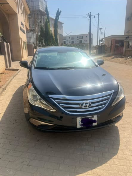 A picture of Hyundai Sonata 2013 Model for sale