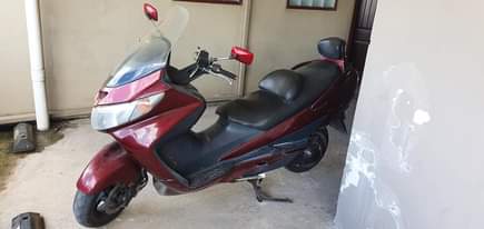 A picture of Suzuki Burgman Sky Wave 