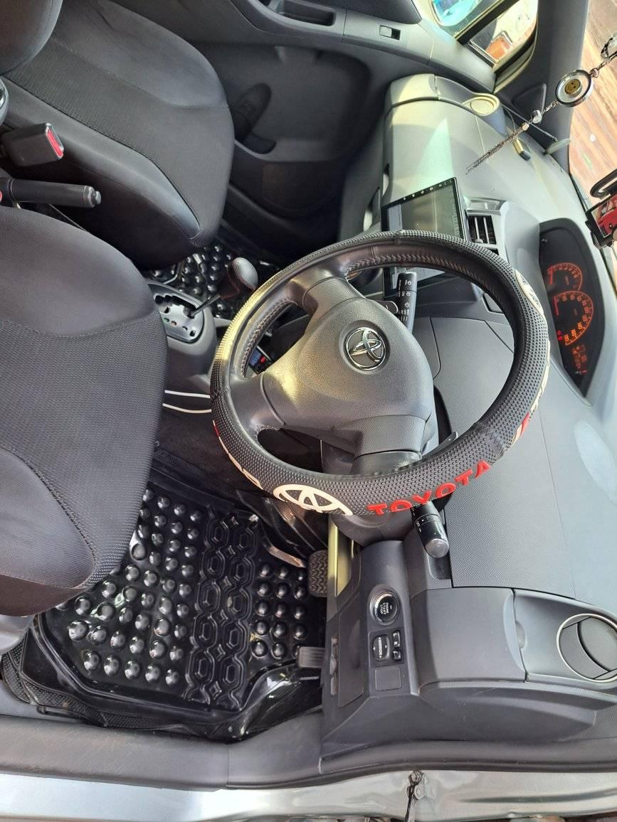 A picture of Vitz rs Trd available 25m call 0704503291 0778497754