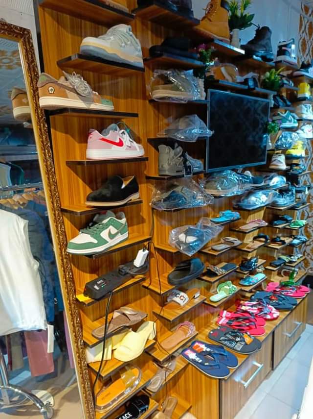 A picture of Full store for sell in Benin city Edo state