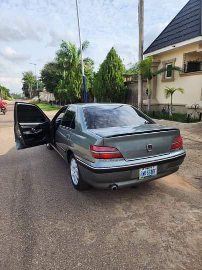 A picture of FASTEST FINGERS EXTREMELY CLEAN USED 406 MANUAL TRANSMISSION 2004 MODEL