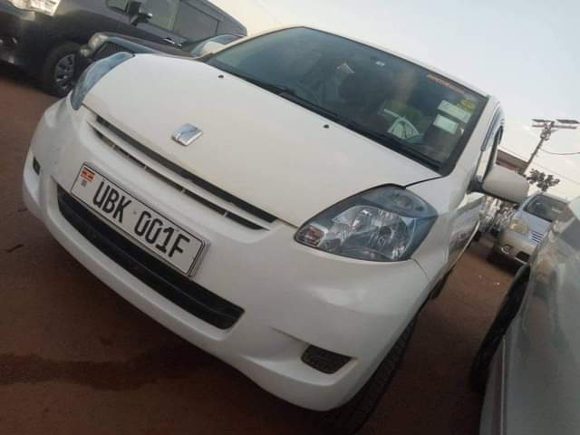 A picture of Toyota passo