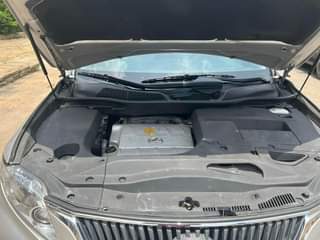 A picture of LEXUS RX350