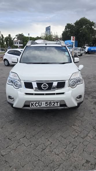 A picture of NISSAN EXTRAIL