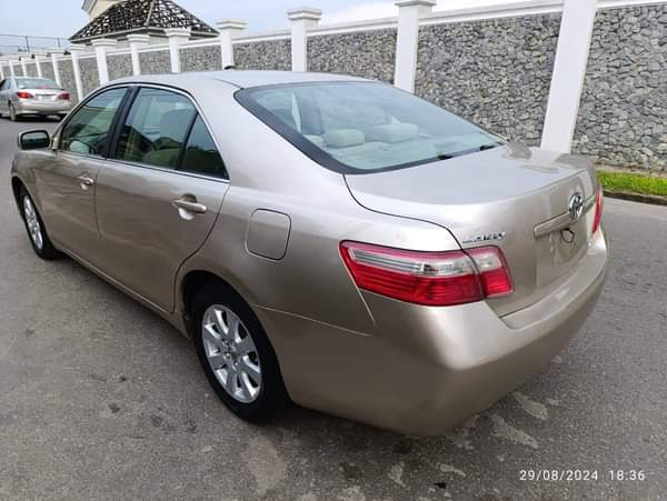 A picture of 2009 Toyota Camry Spider Less than a year used Silent
