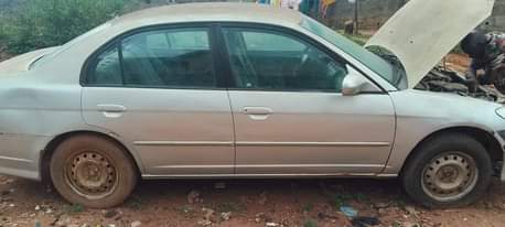 A picture of 2005 Honda Civic Le
