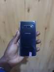 A picture of Samsung s10