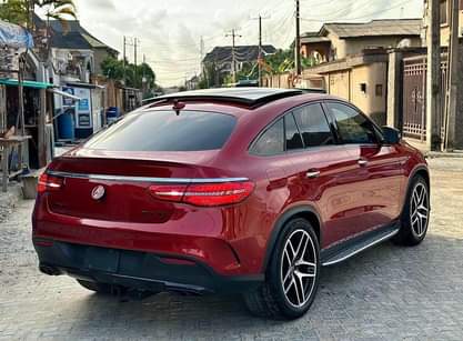 A picture of Mercedes Benz AMG GLE43