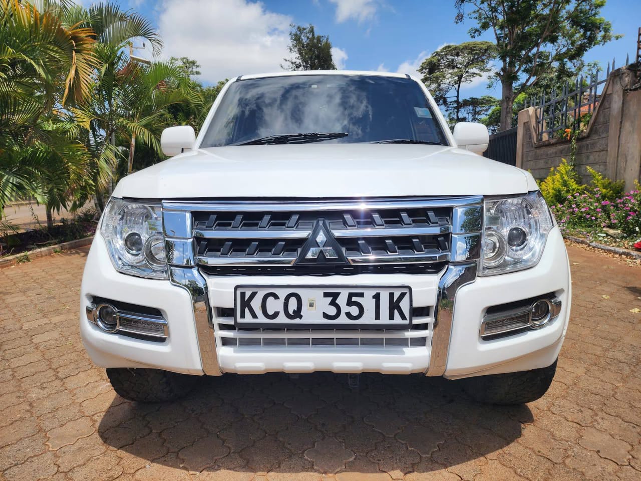 mitsubishi shogun