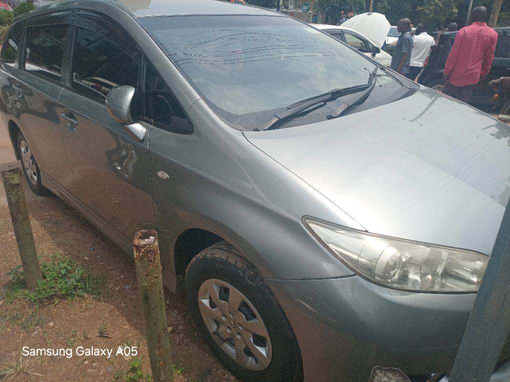 A picture of TOYOTA WISH