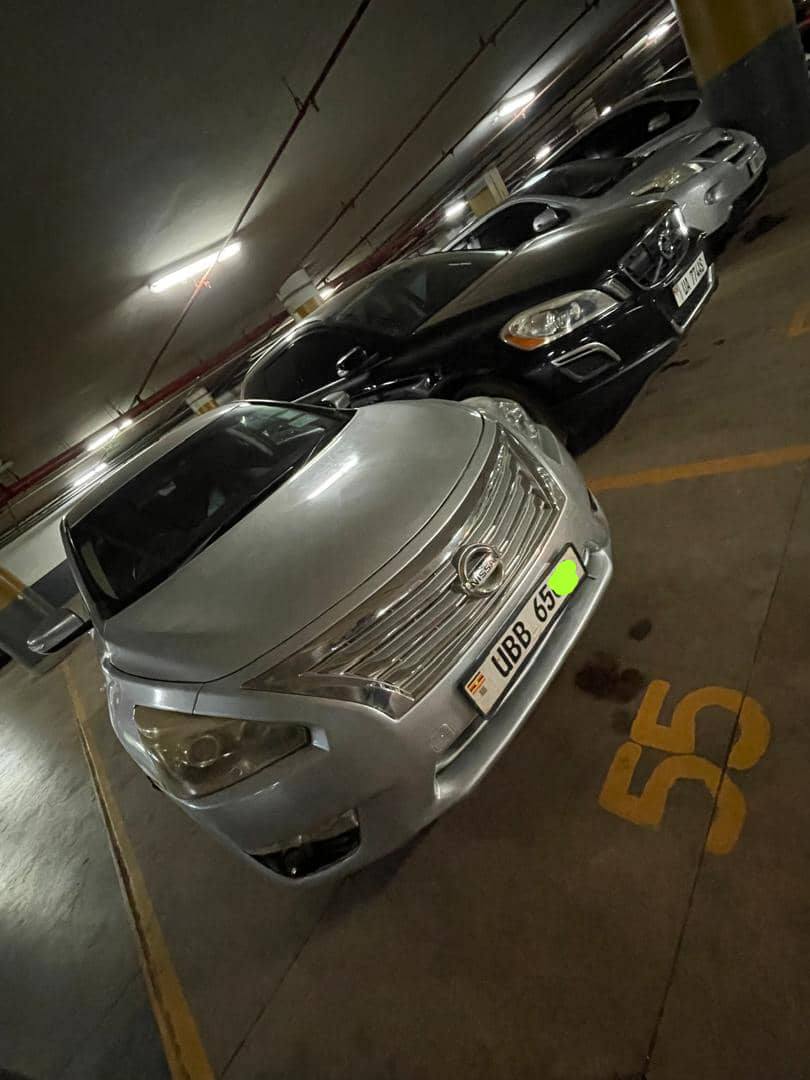 nissan fuga