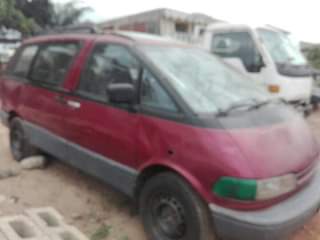 A picture of 2005 Toyota Previa Car Bus Car Bus