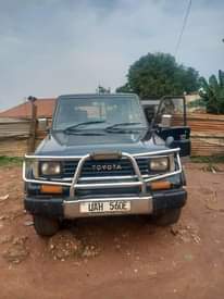 A picture of 1994 Toyota Landcruiser