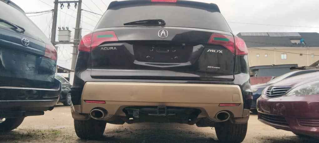 A picture of Acura mdx 08