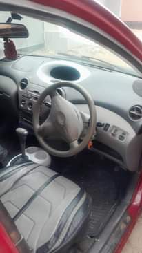A picture of Toyota vitz old