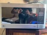 A picture of MICROWAVE LG