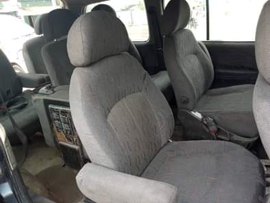 A picture of Hyundai H1 Bus Manual Drive Carburator Engine First Body Pan